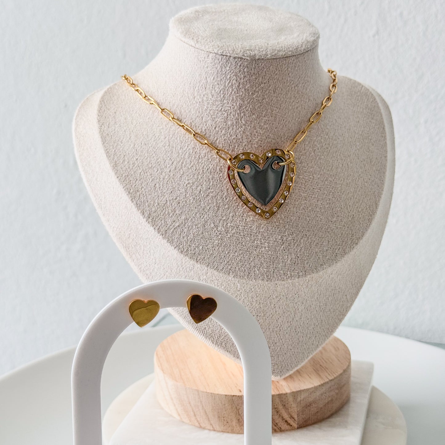 Aphrodite Necklace