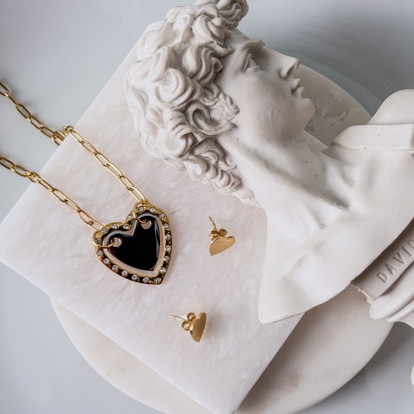 Aphrodite Necklace