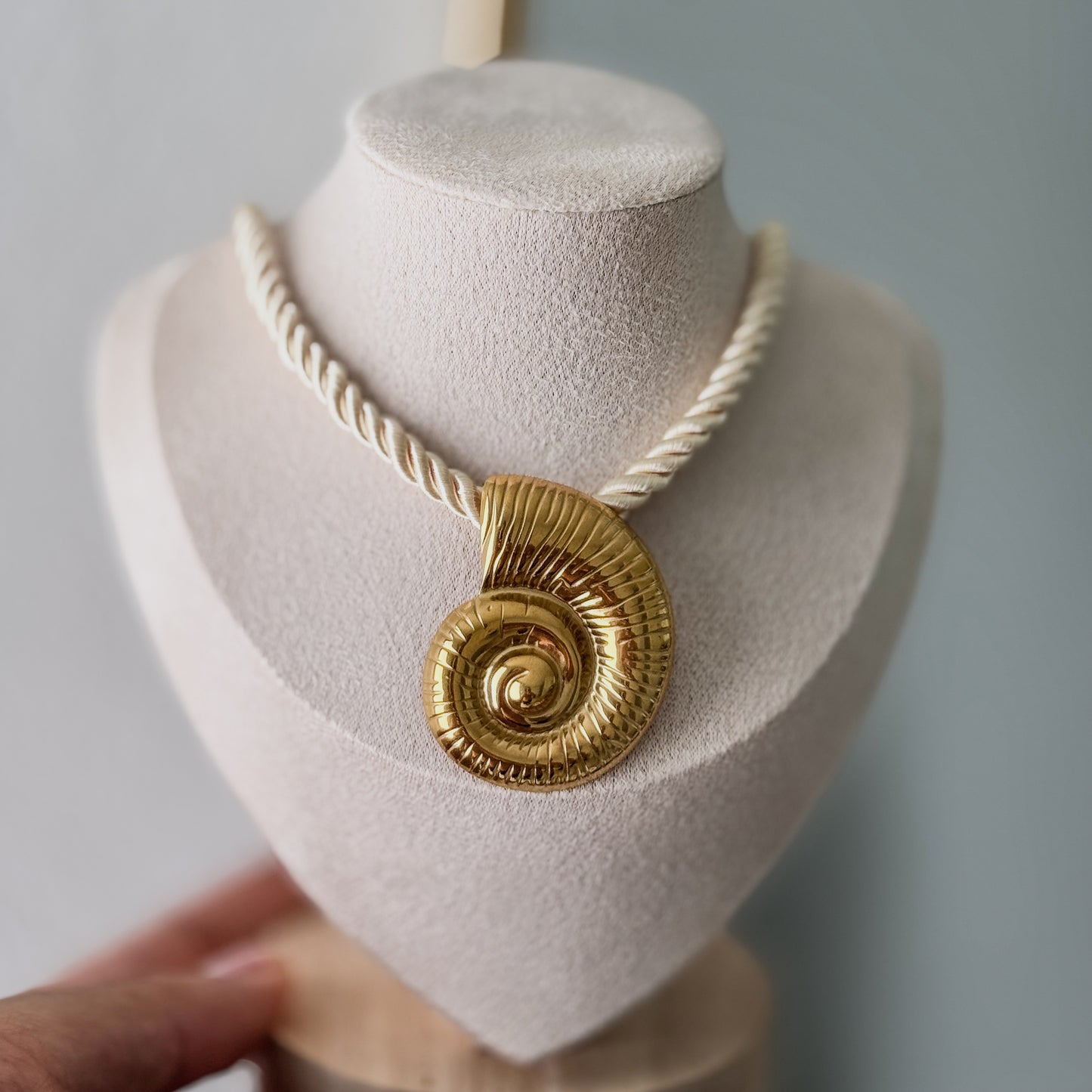 Ursula Shell Necklace
